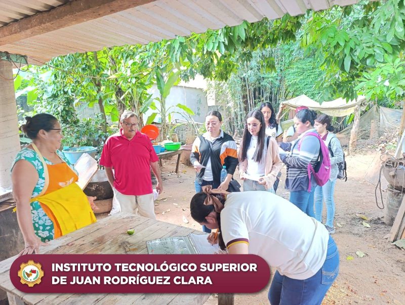 𝐄𝐬𝐭𝐮𝐝𝐢𝐚𝐧𝐭𝐞𝐬 𝐲 𝐃𝐨𝐜𝐞𝐧𝐭𝐞𝐬 𝐝𝐞𝐥 𝐈𝐓𝐒𝐉𝐑𝐂, 𝐜𝐨𝐦𝐩𝐫𝐨𝐦𝐞𝐭𝐢𝐝𝐨𝐬 𝐜𝐨𝐧 𝐞𝐥 𝐏𝐫𝐨𝐲𝐞𝐜𝐭𝐨 𝐝𝐞 𝐓𝐮𝐫𝐢𝐬𝐦𝐨 𝐂𝐨𝐦𝐮𝐧𝐢𝐭𝐚𝐫𝐢𝐨